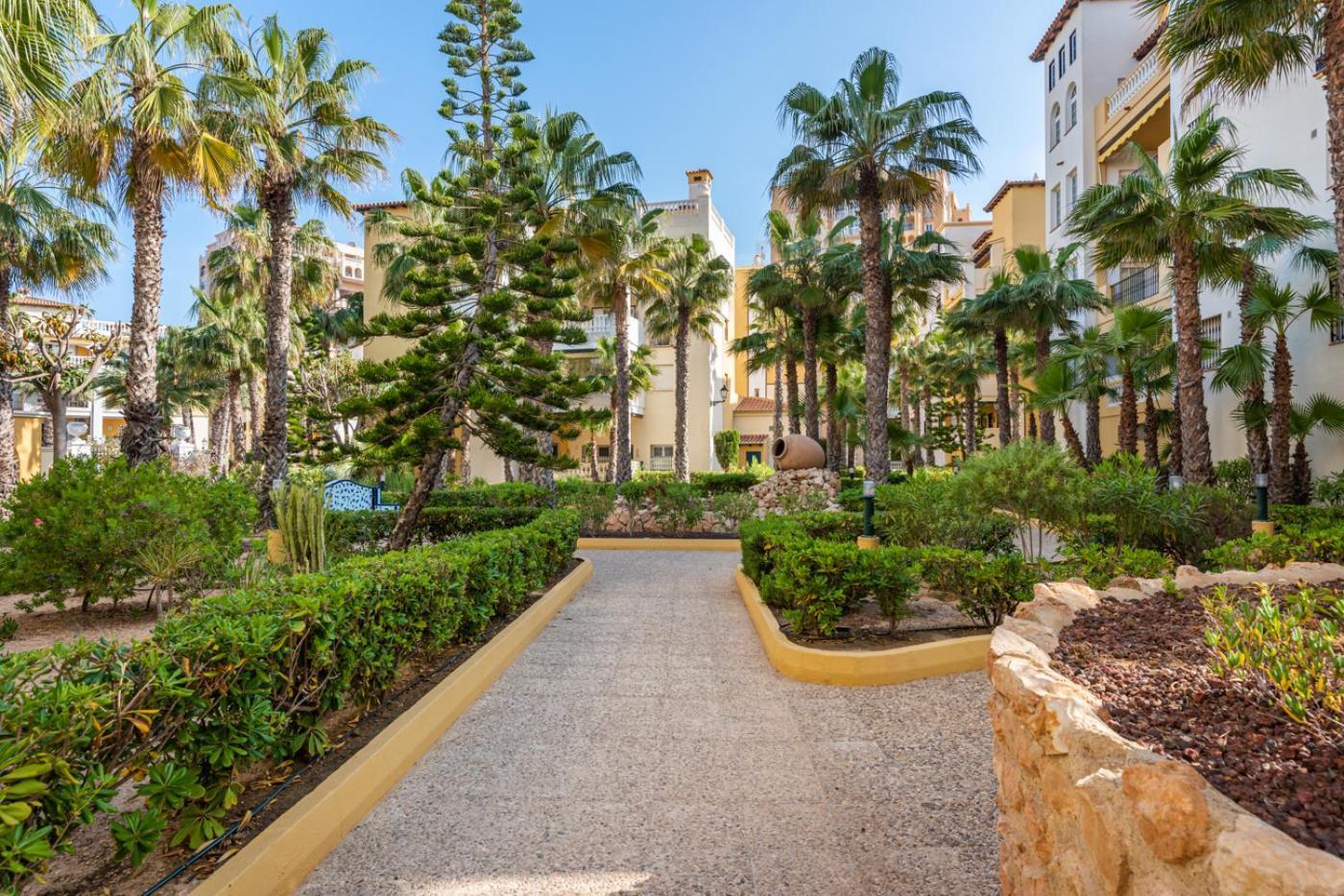 Aldea Del Mar - Rustic Temple Torrevieja